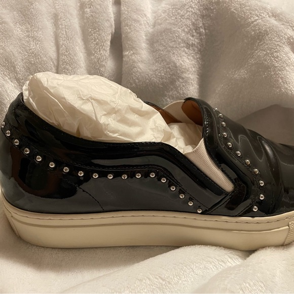 Givenchy Slip On Sneakers - Picture 3 of 5